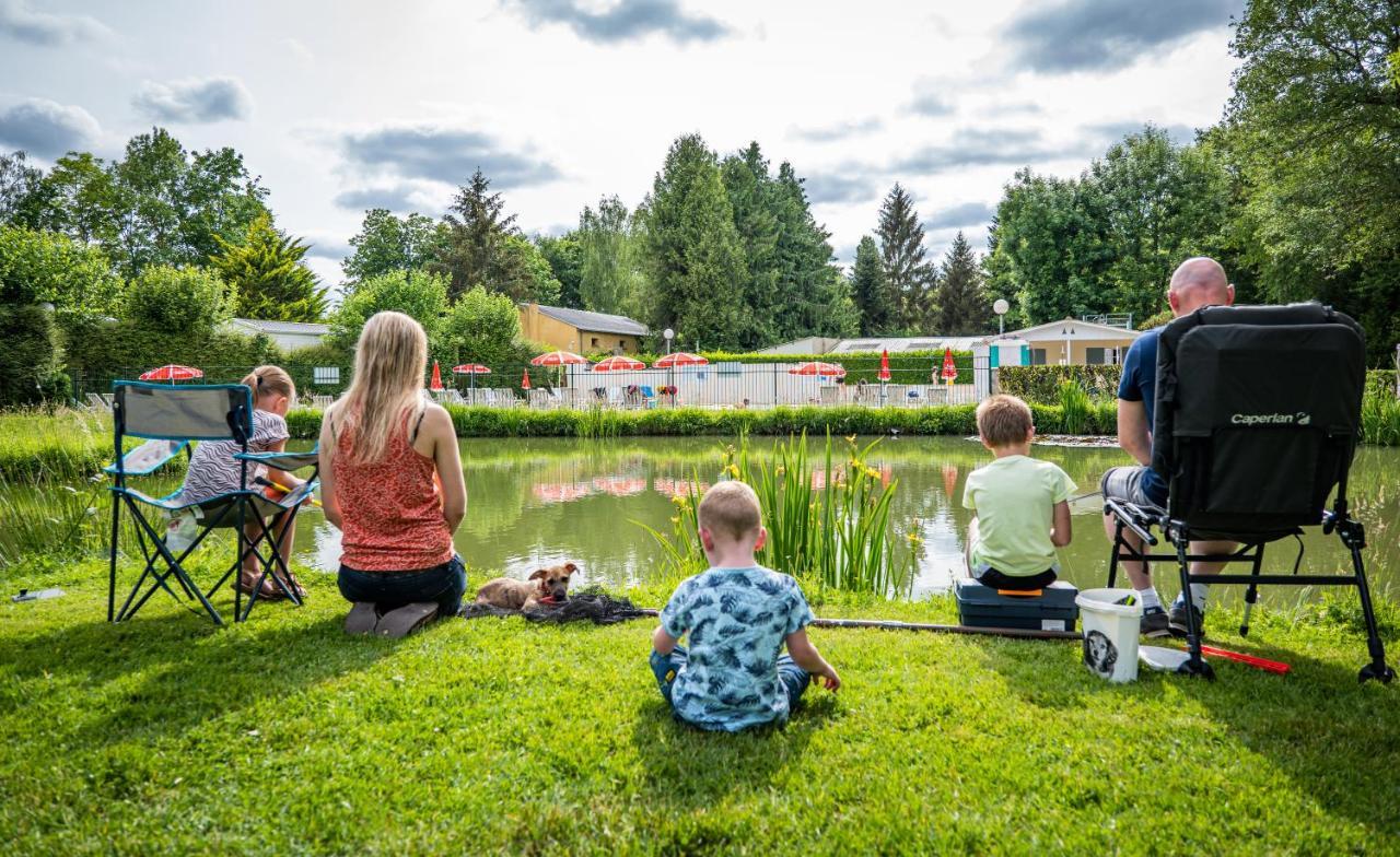 Camping Country Park Touquin - Site Officiel - Next To Disneyland Paris Екстериор снимка